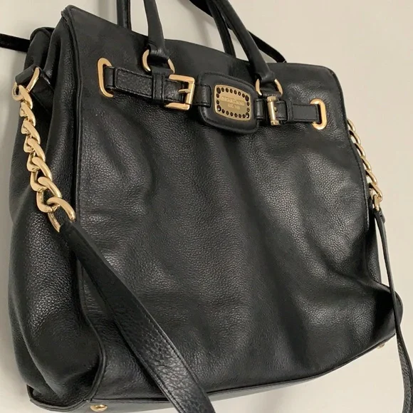 Michael Kors Hamilton Leather Purse with Gold Hardware - Picture 3 of 11